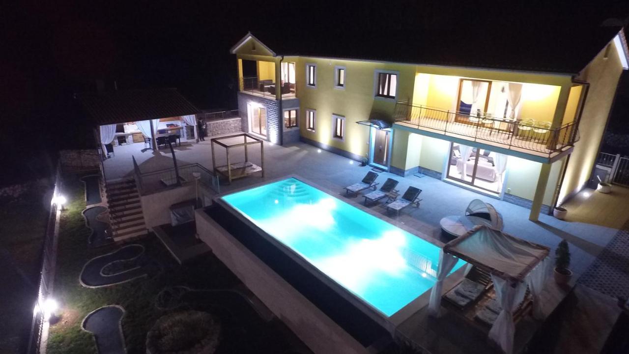 Villa Bambi Mošćenička Draga Exteriör bild