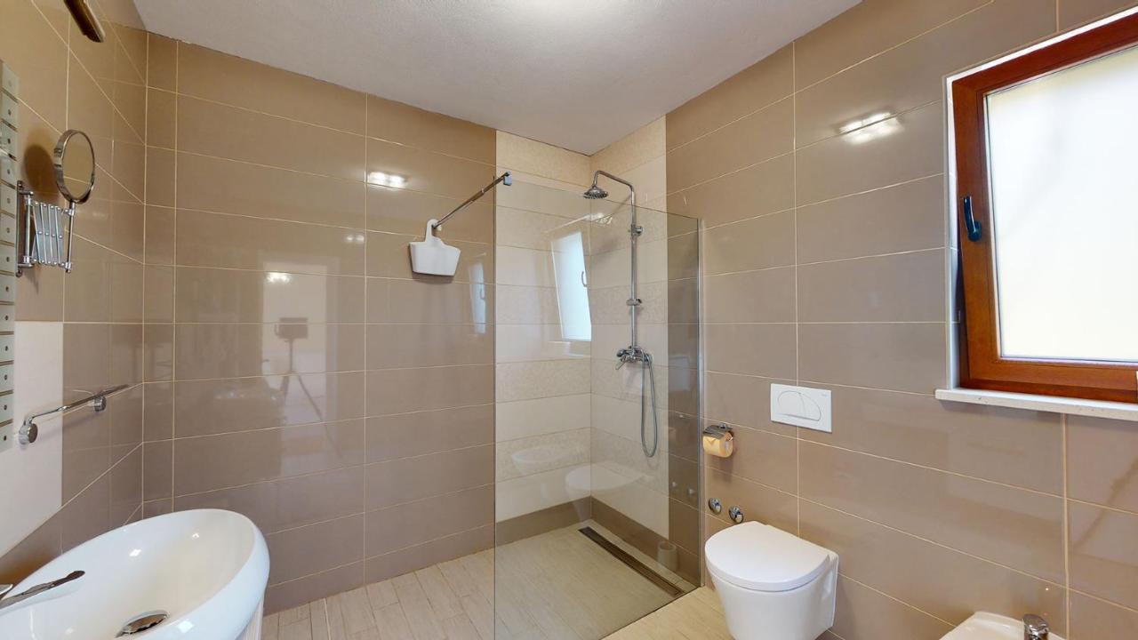 Villa Bambi Mošćenička Draga Exteriör bild