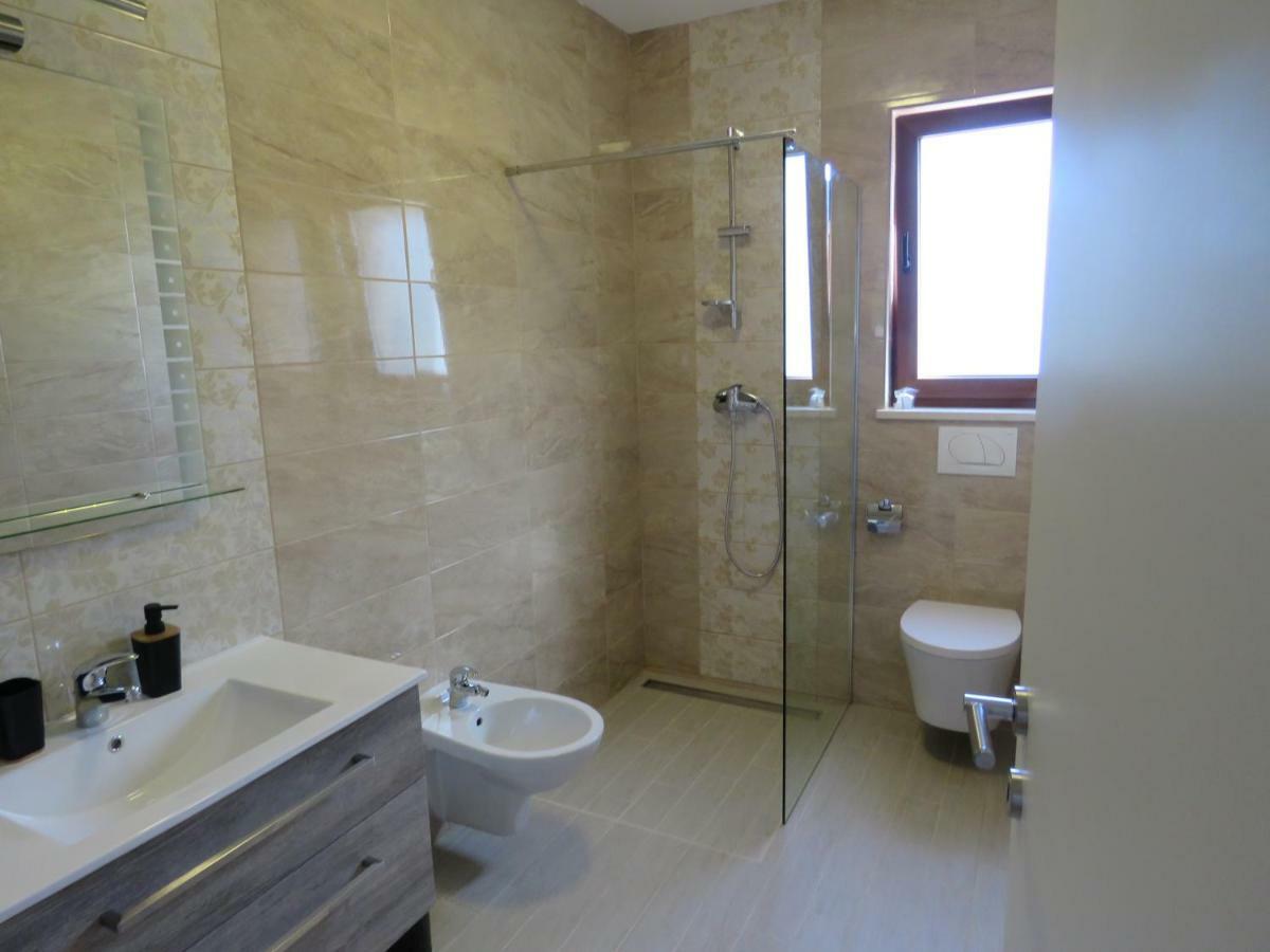 Villa Bambi Mošćenička Draga Exteriör bild
