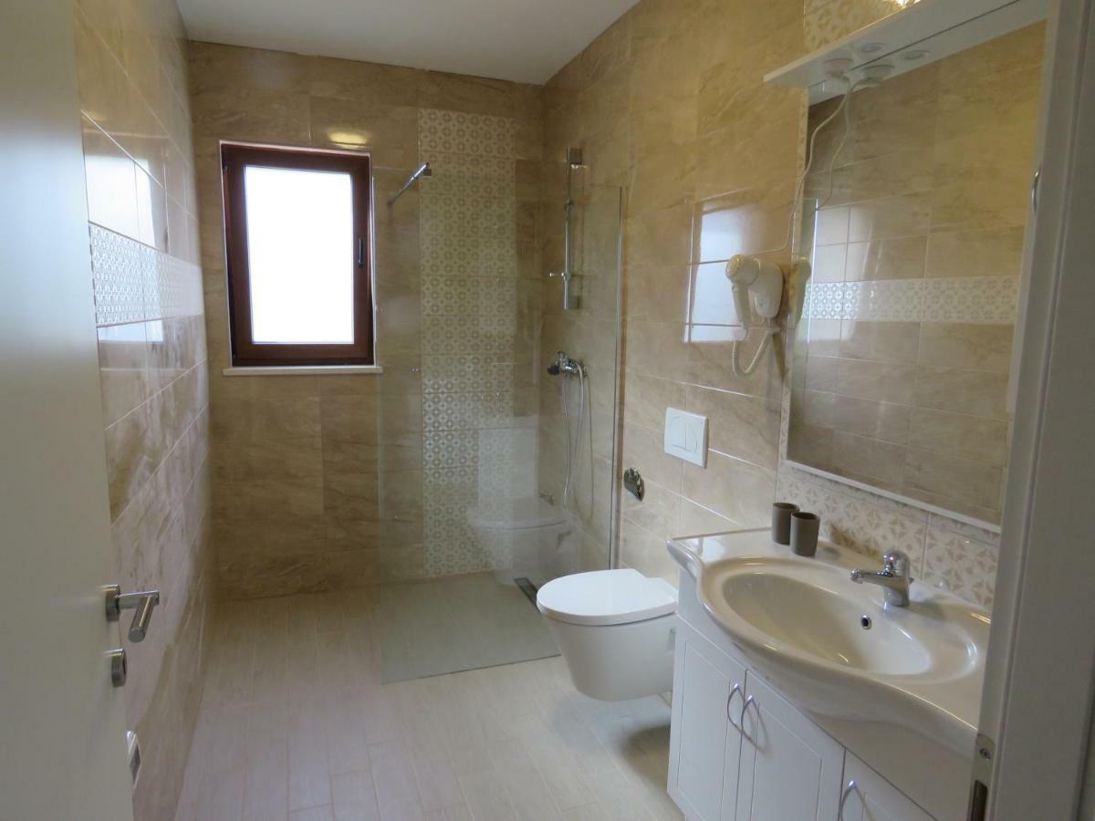 Villa Bambi Mošćenička Draga Exteriör bild