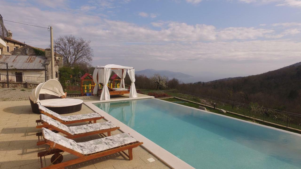 Villa Bambi Mošćenička Draga Exteriör bild